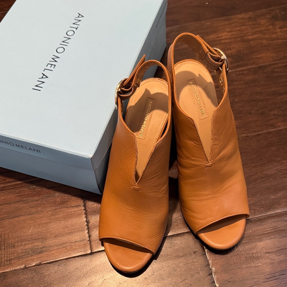 ANTONIO MELANI Camel Peep Toe Slingback Heels